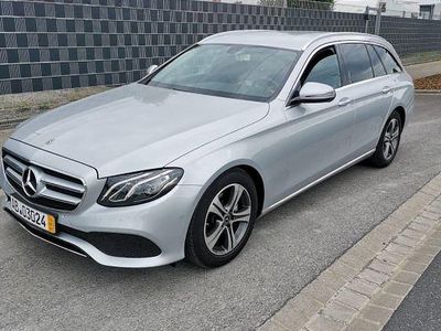 Mercedes E200