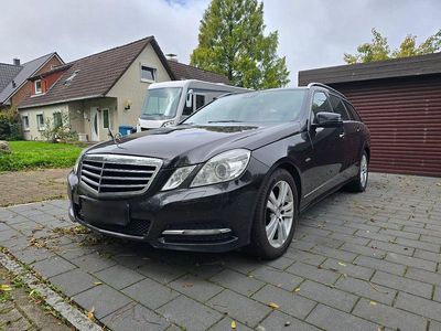 Mercedes E200