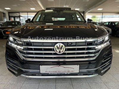 Gebraucht VW Touareg Atmosphere 286 PS (210 kW) 2018 Deep black perleffekt SUV