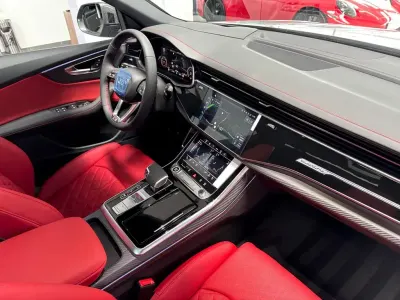 Neu Audi Q8 S-Line 286 PS (210 kW) 2026 Grau SUV