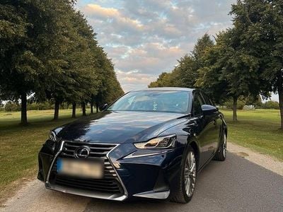 Gebraucht Lexus IS300h Luxury Line 223 PS (164 kW) 2017 Blau Limousine