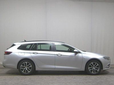 Usado Opel Insignia Business 136 HP (100 kW) 2020 Prateado Carrinha