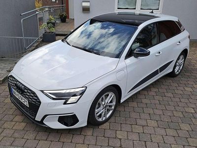 Gebraucht Audi A3 Sportback e-tron Advanced 204 PS (150 kW) 2024 Weiß Kleinwagen