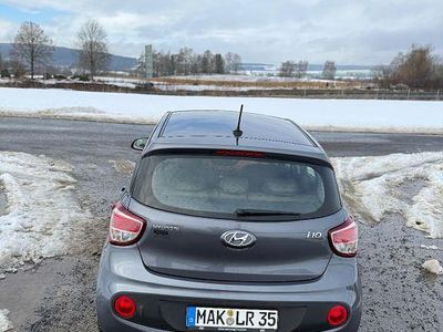 Grau Gebraucht 2018 Hyundai i10 Trend Kleinwagen | 8.500 € (Etwas zu teuer)
