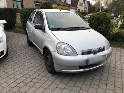 Usata Toyota Yaris 86 CV (63 kW) 2002 Utilitaria
