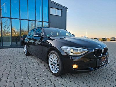 Gebraucht BMW 116 Advantage 116 PS (85 kW) 2014 Schwarz Kleinwagen