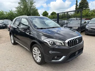 Gebraucht Suzuki SX4 111 PS (81 kW) 2016 Schwarz SUV