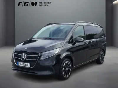 Gebraucht Mercedes V220 Style 163 PS (119 kW) 2024 Obsidianschwarz metallic Van / Kleinbus
