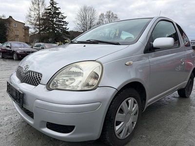 Gebraucht Toyota Yaris Sol 87 PS (63 kW) 2004 Silber Kleinwagen