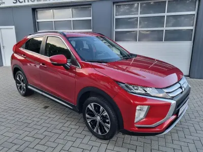 Gebraucht Mitsubishi Eclipse Cross Active 163 PS (119 kW) 2019 Rot SUV