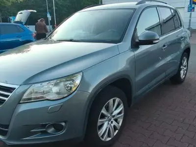 Gebraucht VW Tiguan Team 150 PS (110 kW) 2009 Grau SUV