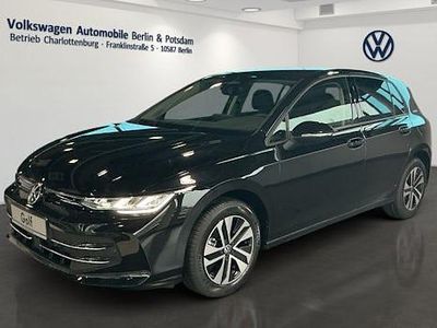 Schwarz Neu 2026 VW Golf Limousine | 33.888 € (Guter Preis)