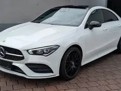 Gebraucht Mercedes CLA220 AMG line 190 PS (139 kW) 2022 Weiß Coupé
