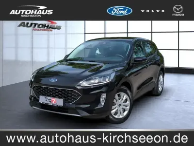 Usado Ford Kuga Cool & Connect 150 HP (110 kW) 2024 Preto SUV
