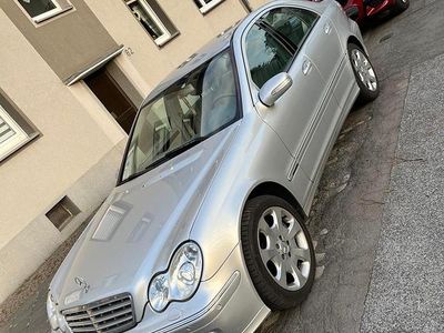 Mercedes C320