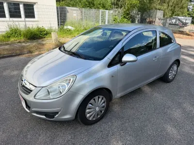 Gebraucht Opel Corsa Edition 60 PS (44 kW) 2008 Starsilber/silver iii Kleinwagen