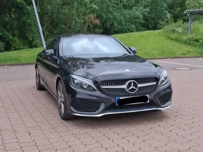 Gebraucht Mercedes C180 AMG line 156 PS (114 kW) 2016 Schwarz Coupé