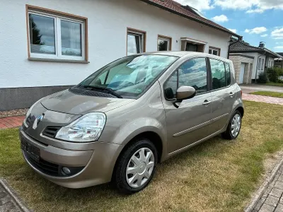 Gebraucht Renault Modus Dynamique 75 PS (55 kW) 2010 Van / Kleinbus