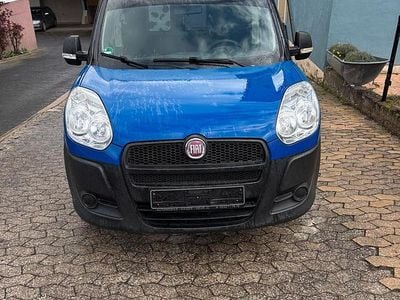 Gebraucht Fiat Doblò 90 PS (66 kW) 2012 Blau Van / Kleinbus