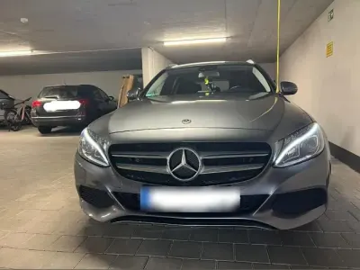 Gebraucht Mercedes C180 156 PS (114 kW) 2017 Grau Kombi