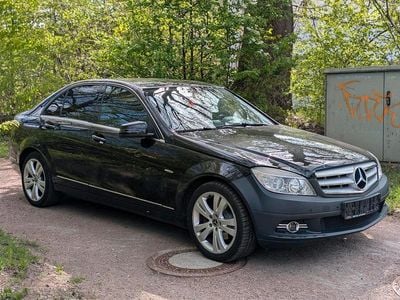 Second-hand Mercedes C200 184 CP (135 kW) 2009 Negru Berlinǎ