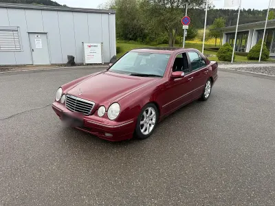 Używany Mercedes E320