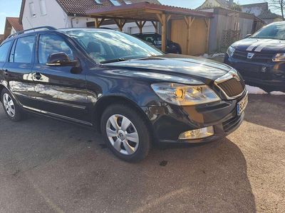 Schwarz Gebraucht 2009 Skoda Octavia Ambiente Kombi | 4.600 € (Fairer Preis)