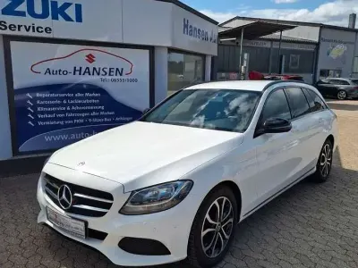 Gebraucht Mercedes C180 116 PS (85 kW) 2018 Weiß Kombi