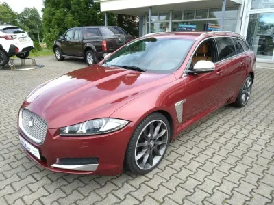 Gebraucht Jaguar XF S 275 PS (202 kW) 2013 Rot (metallic) Kombi