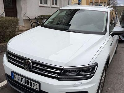 Gebraucht VW Tiguan Allspace 190 PS (139 kW) 2019 Weiß SUV