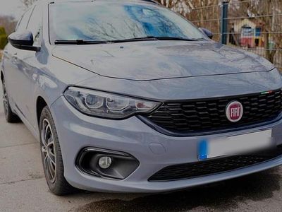 Gebraucht Fiat Tipo 131 PS (96 kW) 2019 Grau Limousine
