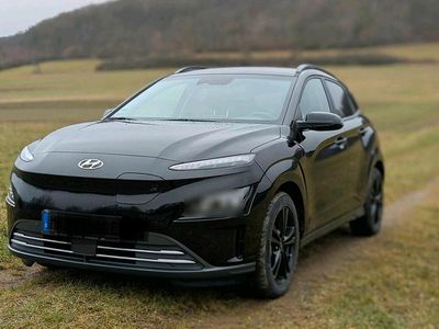 Gebraucht Hyundai Kona 100 kW (136 PS) 2023 Schwarz SUV