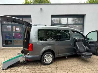 Gebraucht VW Caddy Maxi 125 PS (91 kW) 2017 Grau Van / Kleinbus
