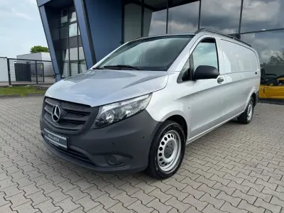 Gebraucht Mercedes Vito 163 PS (119 kW) 2022 Brillantsilber Van