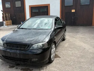 Gebraucht Opel Astra 147 PS (108 kW) 2004 Schwarz Cabrio