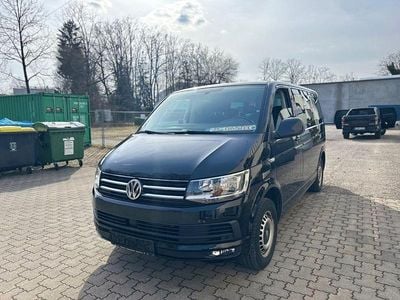 Second-hand VW T6 150 CP (110 kW) 2016 Negru Van