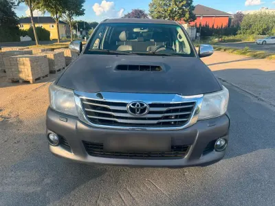 Gebraucht Toyota HiLux 171 PS (125 kW) 2013 Schwarz Pickup