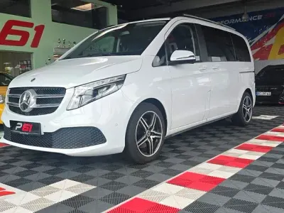 Gebraucht Mercedes V250 190 PS (139 kW) 2021 Weiß Van / Kleinbus