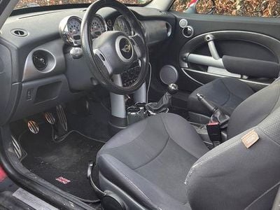 Rot Gebraucht 2005 Mini ONE Kleinwagen | 2.500 € (Guter Preis)