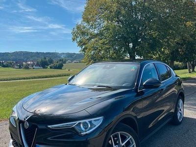 Gebraucht Alfa Romeo Stelvio Lusso 280 PS (205 kW) 2018 Schwarz SUV