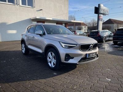 Gebraucht Volvo XC40 129 PS (94 kW) 2022 Beige SUV