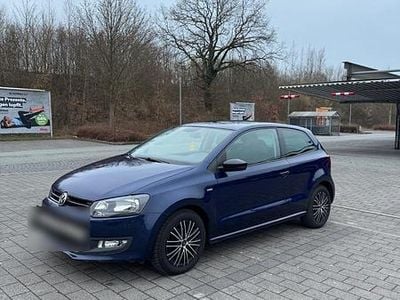 Gebraucht VW Polo Match 69 PS (50 kW) 2012 Blau Kleinwagen