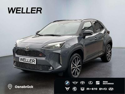 Neu Toyota Yaris Cross Sport 131 PS (96 kW) 2025 Storm grey met. 212 SUV
