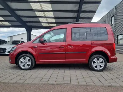 Gebraucht VW Caddy 150 PS (110 kW) 2018 Rot Van / Kleinbus
