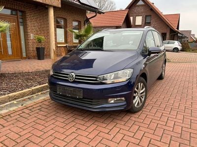 Gebraucht VW Touran Comfortline 116 PS (85 kW) 2016 Blau Van / Kleinbus