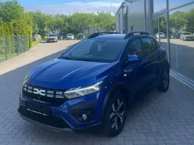 Gebraucht Dacia Sandero Expression 91 PS (66 kW) 2025 Blau Limousine
