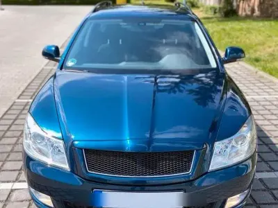 Gebraucht Skoda Octavia Best of 122 PS (89 kW) 2013 Blau Kombi