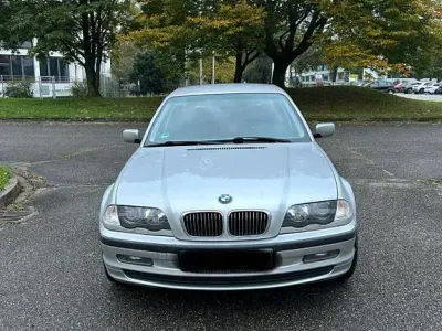 Gebraucht BMW 320 170 PS (125 kW) 2001 Silber Limousine