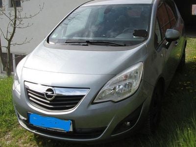 Usata Opel Meriva Innovation 101 CV (74 kW) 2010 Grigio Monovolume