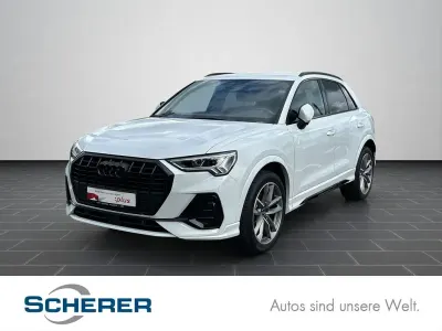 Gebraucht Audi Q3 Ambiente 150 PS (110 kW) 2022 Gletscherweiß metallic (metallic) SUV